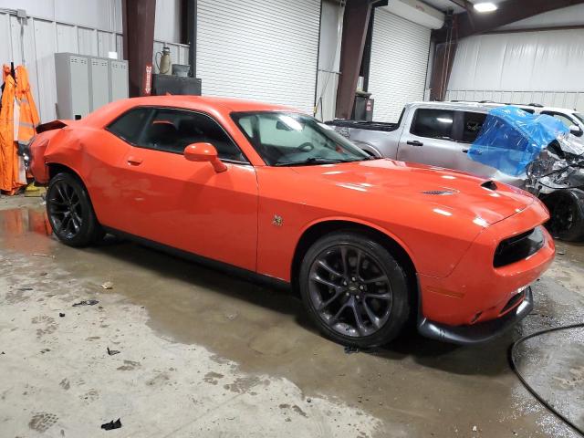 2C3CDZFJ8LH210033 - 2020 DODGE CHALLENGER R/T SCAT PACK ORANGE photo 4