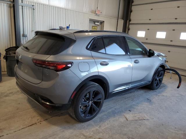 LRBFZMR43ND049611 - 2022 BUICK ENVISION PREFERRED ნაცრისფერი ფოტო 3