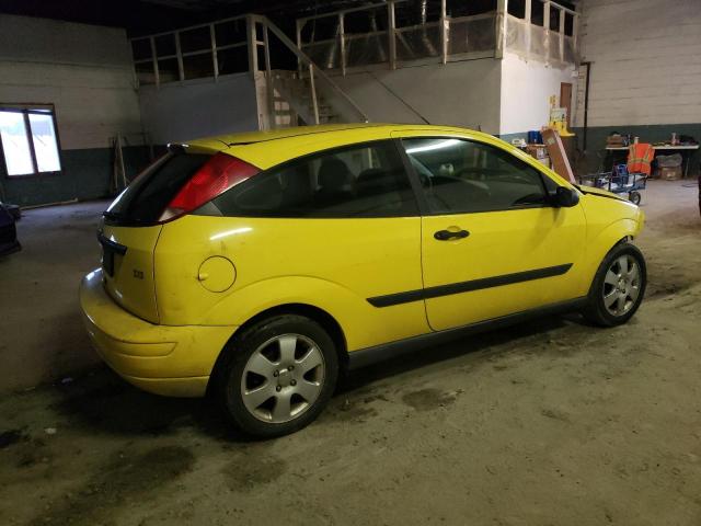 3FAHP31341R191583 - 2001 FORD FOCUS ZX3 YELLOW photo 3