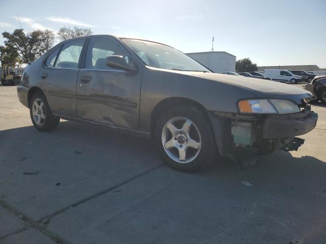 1N4DL01D9XC101174 - 1999 NISSAN ALTIMA XE 灰色 照片 4