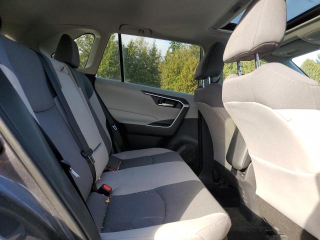 2T3RWRFV7KW024520 - 2019 TOYOTA RAV4 XLE Gris foto 11