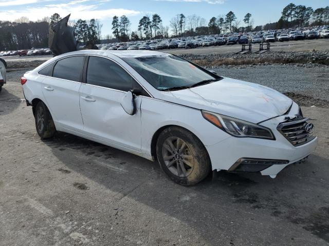 5NPE24AA3FH152249 - 2015 HYUNDAI SONATA ECO WHITE photo 4