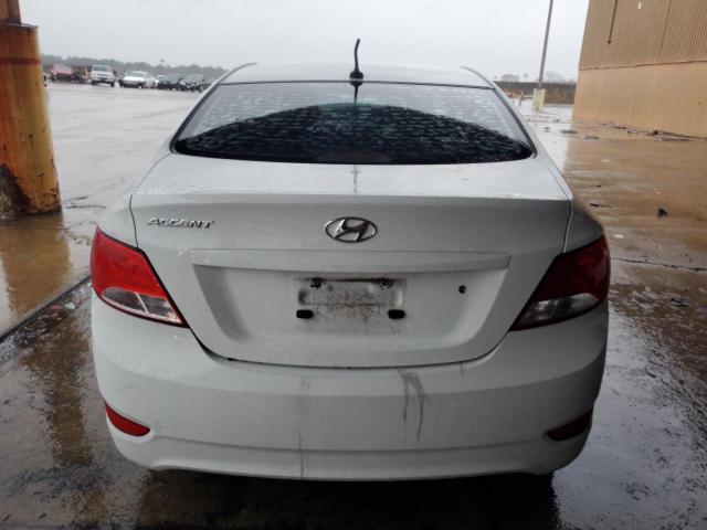 KMHCT4AE7GU984624 - 2016 HYUNDAI ACCENT SE WHITE photo 6