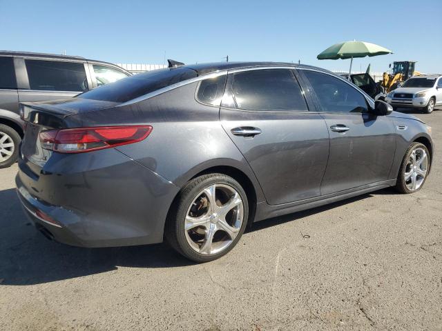 5XXGT4L33JG237777 - 2018 KIA OPTIMA LX ნაცრისფერი ფოტო 3