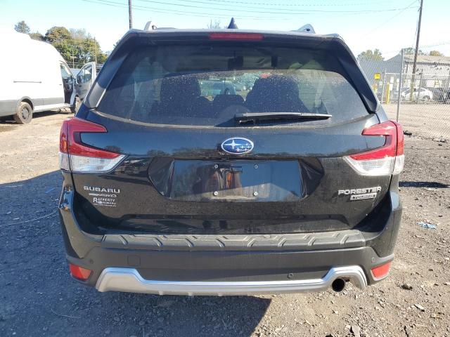 JF2SKARC7NH441902 - 2022 SUBARU FORESTER TOURING BLACK photo 6