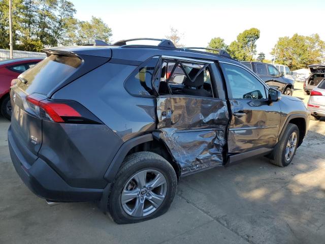 2T3P1RFV1RW459033 - 2024 TOYOTA RAV4 XLE GRAY photo 3