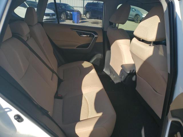 JTMW1RFV7KD004833 - 2019 TOYOTA RAV4 XLE Ақ фото 11