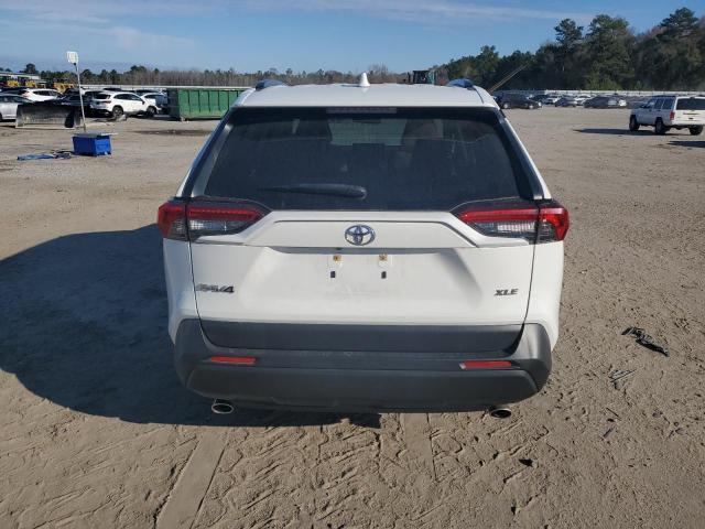 JTMW1RFV7KD004833 - 2019 TOYOTA RAV4 XLE Ақ фото 6