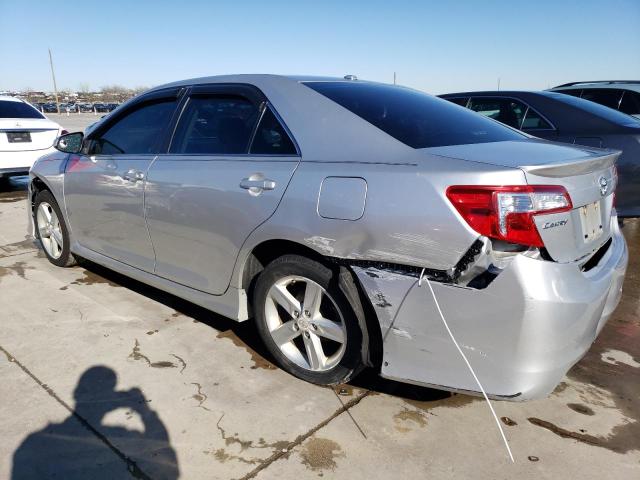 4T1BF1FK1CU088393 - 2012 TOYOTA CAMRY BASE SILVER photo 2