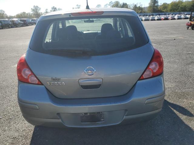 3N1BC13E69L474888 - 2009 NISSAN VERSA S GRAY photo 6
