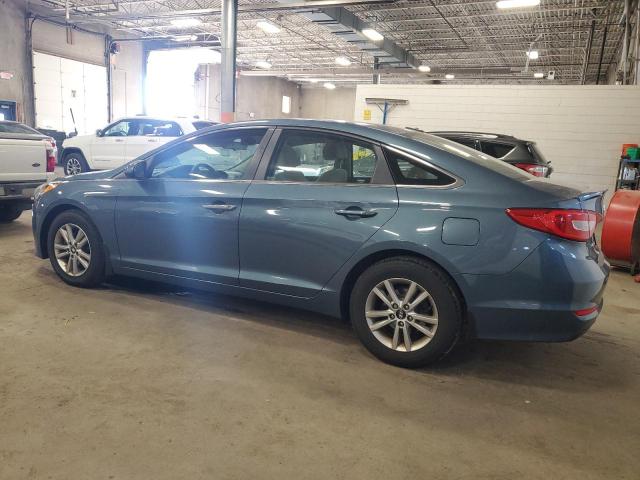 5NPE24AF4FH226936 - 2015 HYUNDAI SONATA SE ლურჯი ფოტო 2