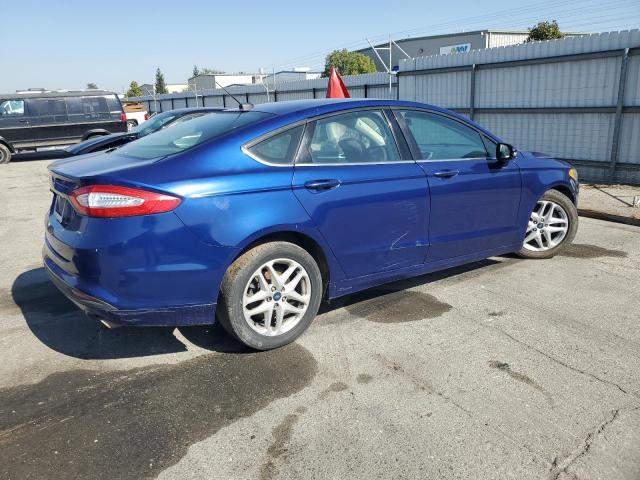 3FA6P0H73FR114547 - 2015 FORD FUSION SE BLUE photo 3