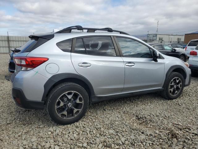 JF2GTABC5JH223626 - 2018 SUBARU CROSSTREK PREMIUM 银色 照片 3