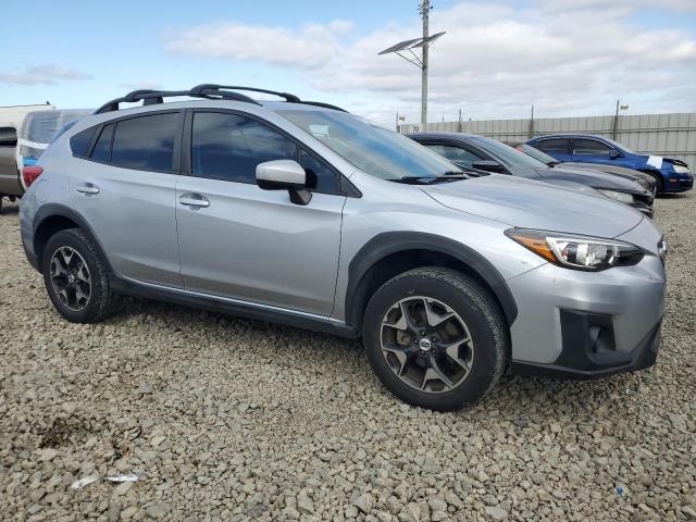 JF2GTABC5JH223626 - 2018 SUBARU CROSSTREK PREMIUM 银色 照片 4