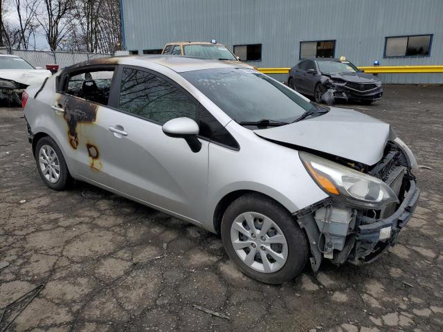 KNADM4A3XG6696294 - 2016 KIA RIO LX SILVER photo 4