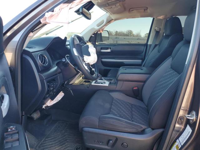 5TFUW5F17KX784877 - 2019 TOYOTA TUNDRA DOUBLE CAB SR/SR5 GRAY photo 7