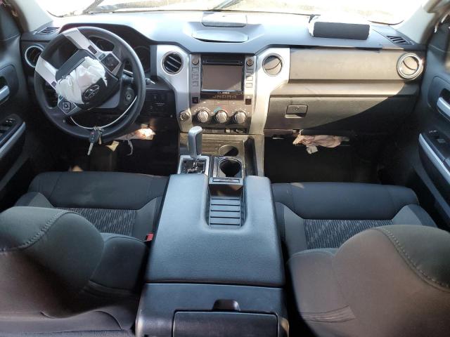 5TFUW5F17KX784877 - 2019 TOYOTA TUNDRA DOUBLE CAB SR/SR5 GRAY photo 8