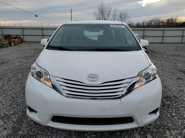 5TDKZ3DCXHS808675 - 2017 TOYOTA SIENNA LE WHITE photo 5