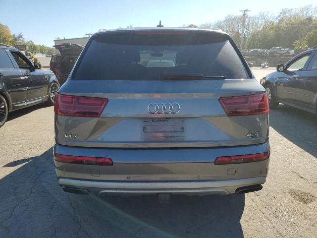 WA1AAAF79HD015459 - 2017 AUDI Q7 PREMIUM Grau Foto 6