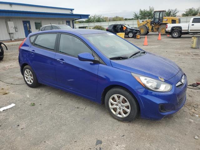 KMHCT5AE9DU063782 - 2013 HYUNDAI ACCENT GLS შავი ფოტო 4