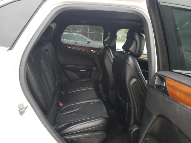 5LMCJ2D95HUL49392 - 2017 LINCOLN MKC SELECT Սպիտակ լուսանկար 10