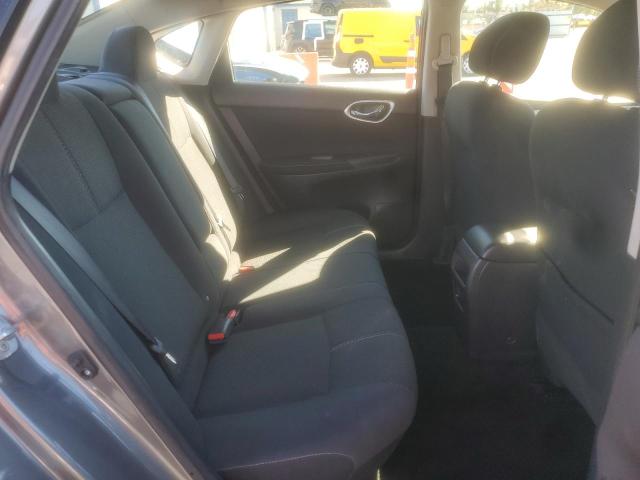 3N1AB7AP0FY380994 - 2015 NISSAN SENTRA S 灰色 照片 10