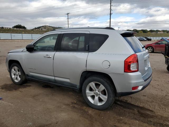1J4NT1FB7BD150561 - 2011 JEEP COMPASS SPORT ვერცხლისფერი ფოტო 2