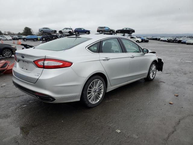 3FA6P0T92FR218049 - 2015 FORD FUSION SE SILVER photo 3