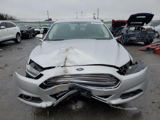 3FA6P0T92FR218049 - 2015 FORD FUSION SE SILVER photo 5