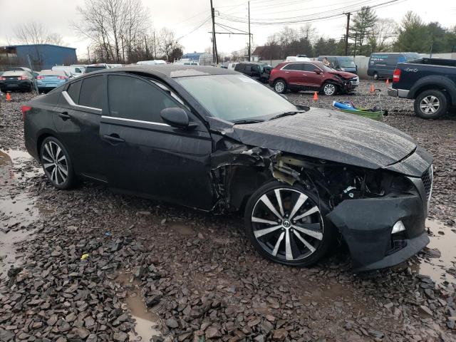 1N4BL4CV0KC185849 - 2019 NISSAN ALTIMA SR BLACK photo 4