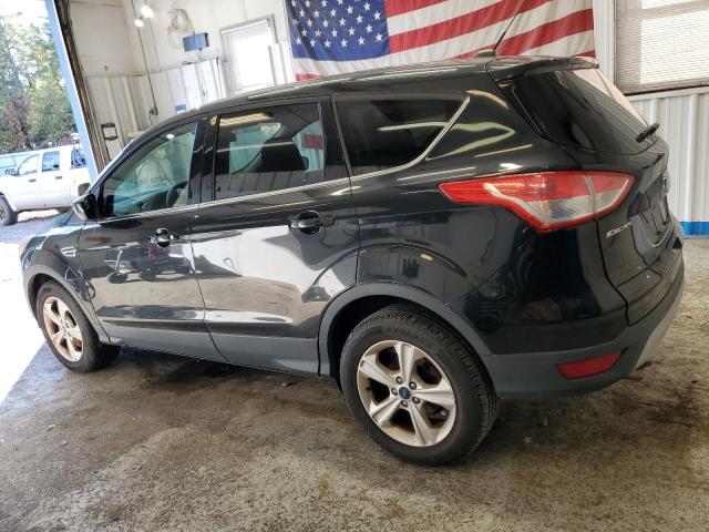 1FMCU9G97FUC52769 - 2015 FORD ESCAPE SE შავი ფოტო 2