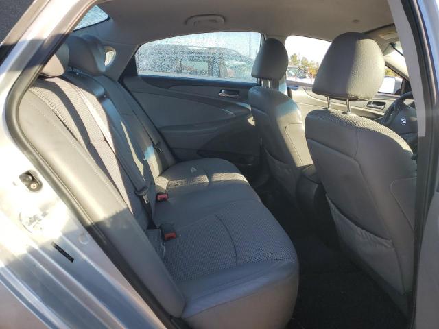 5NPEC4AC5CH328230 - 2012 HYUNDAI SONATA SE 银色 照片 10