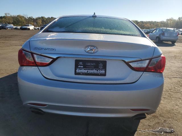 5NPEC4AC5CH328230 - 2012 HYUNDAI SONATA SE 银色 照片 6
