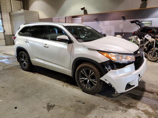 5TDJKRFH8GS289748 - 2016 TOYOTA HIGHLANDER XLE WHITE photo 4