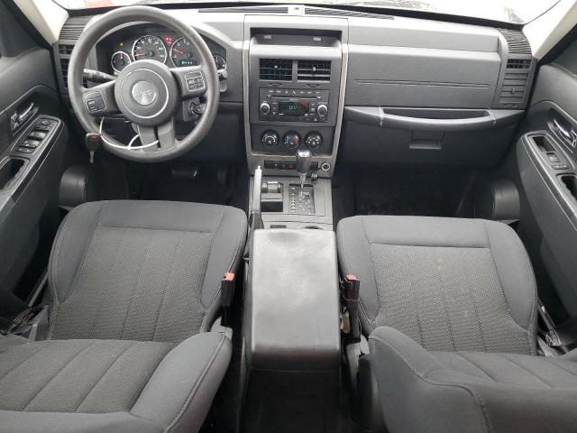 1J4PN2GK5BW588295 - 2011 JEEP LIBERTY SPORT Weiß Foto 8