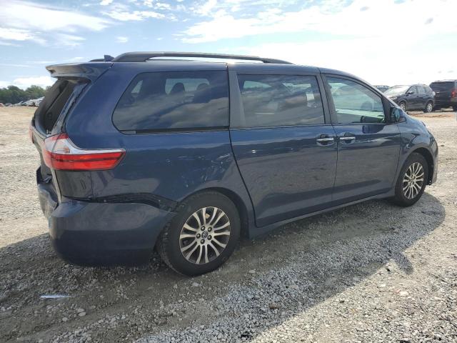 5TDYZ3DC9KS004627 - 2019 TOYOTA SIENNA XLE 蓝色 照片 3