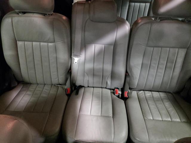5LMFU28555LJ19879 - 2005 LINCOLN NAVIGATOR ვერცხლისფერი ფოტო 10
