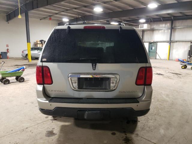 5LMFU28555LJ19879 - 2005 LINCOLN NAVIGATOR ვერცხლისფერი ფოტო 6
