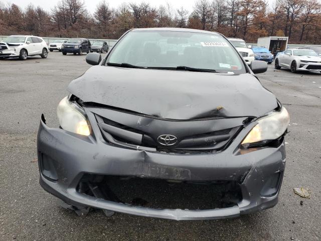 2T1BU4EE2DC974230 - 2013 TOYOTA COROLLA BASE GRAY photo 5