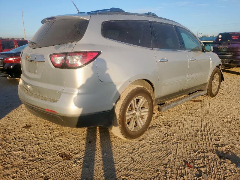 1GNKRGKD8HJ233807 - 2017 CHEVROLET TRAVERSE LT SILVER photo 3