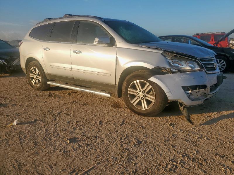 1GNKRGKD8HJ233807 - 2017 CHEVROLET TRAVERSE LT SILVER photo 4