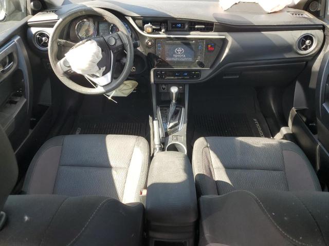 2T1BURHE9JC109422 - 2018 TOYOTA COROLLA L Mavi fotoğraf 8