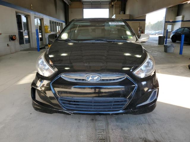KMHCT5AEXHU317411 - 2017 HYUNDAI ACCENT SE BLACK photo 5