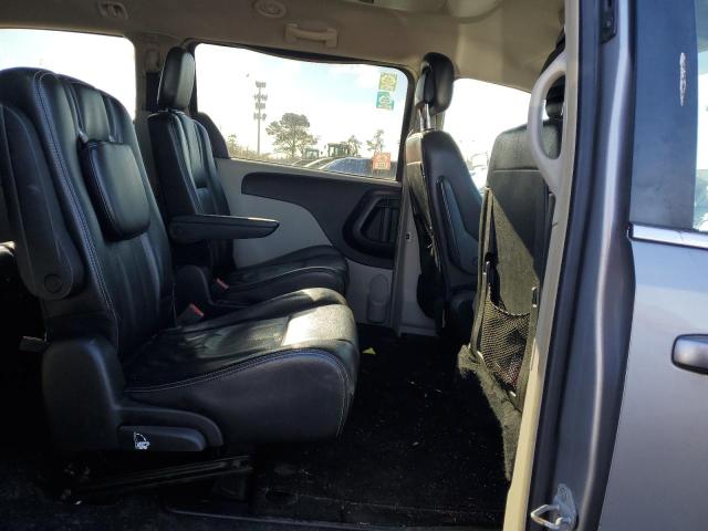 2C4RC1BG9DR604639 - 2013 CHRYSLER TOWN & COU TOURING GOLD photo 11