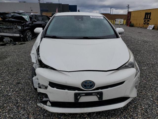 JTDKARFU0G3008340 - 2016 TOYOTA PRIUS WHITE photo 5