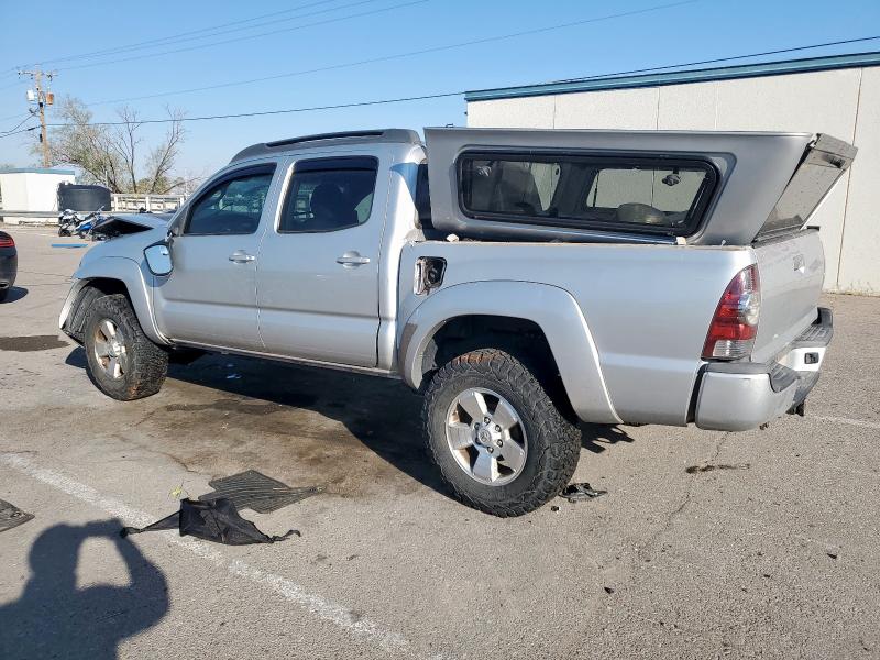 5TFLU4EN2CX040279 - 2012 TOYOTA TACOMA DOUBLE CAB Gümüş foto 2