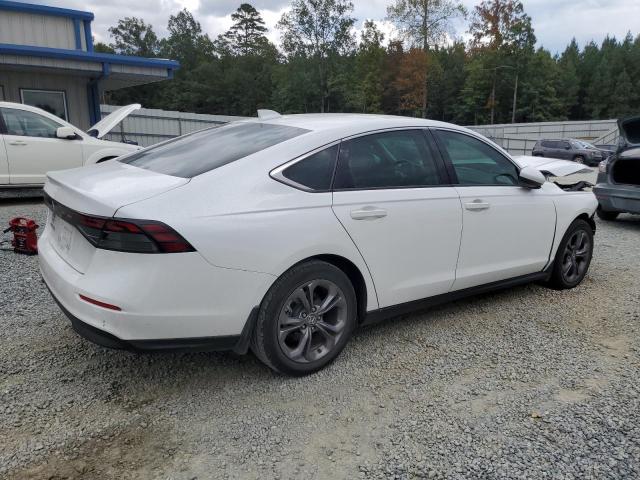 1HGCY1F30RA063878 - 2024 HONDA ACCORD EX 白色 照片 3