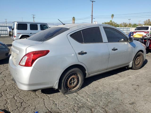 3N1CN7AP1GL879995 - 2016 NISSAN VERSA S فضي صورة 3