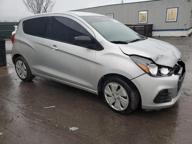 KL8CA6SA3HC802256 - 2017 CHEVROLET SPARK LS SILVER photo 4