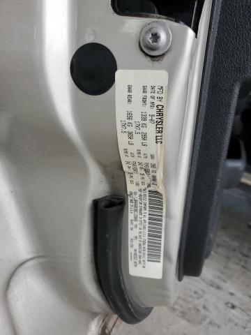 1J8HG48K98C129806 - 2008 JEEP COMMANDER SPORT CREAM photo 13